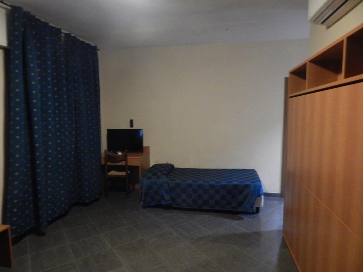 Albergo Massimo Лоано Екстер'єр фото